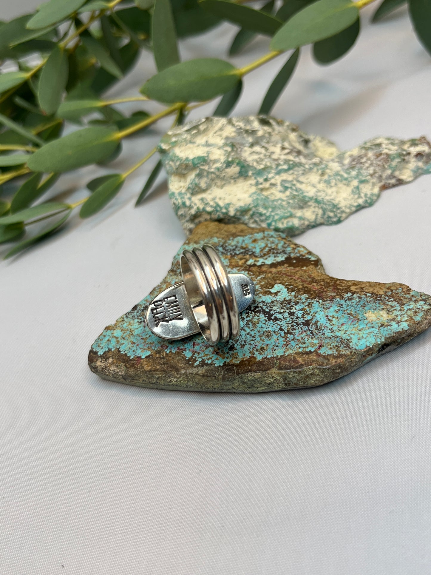 White Buffalo Ring | Size US 9