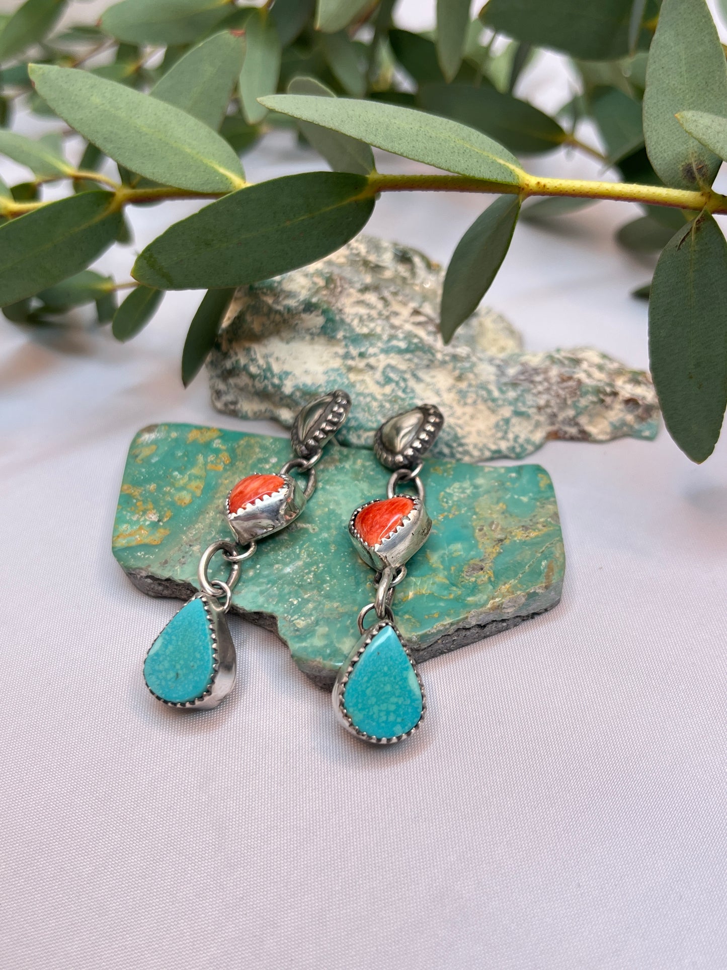 Spiny Oyster ♡ Heart & Turquoise Dangle Earrings | Stud Post